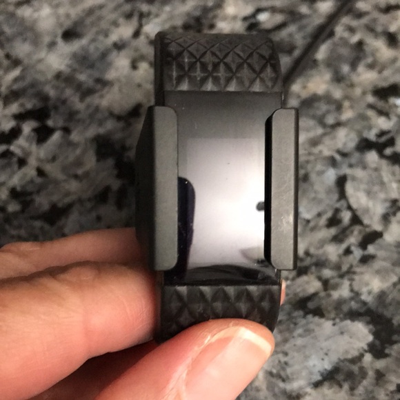 Fitbit Charge 2 - Picture 3 of 8